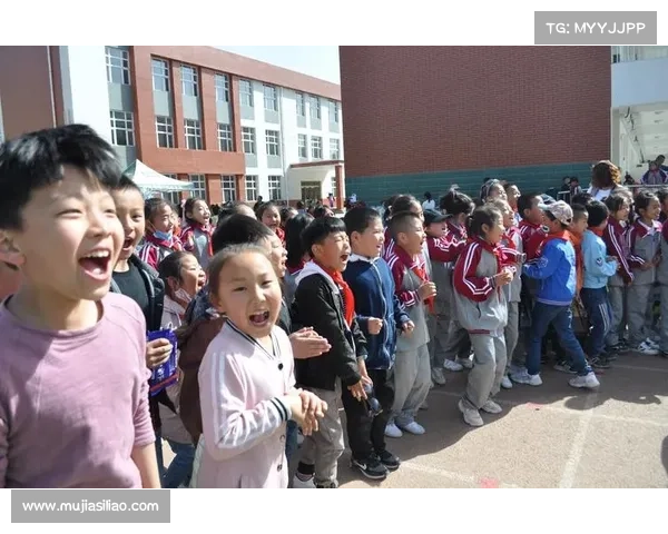乌海滨河小学棒球队从沙地练习到全国冠军的奋斗历程与精彩逆袭